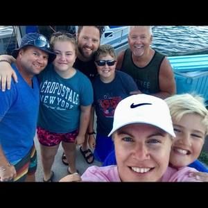 Meet your Posher, Mia